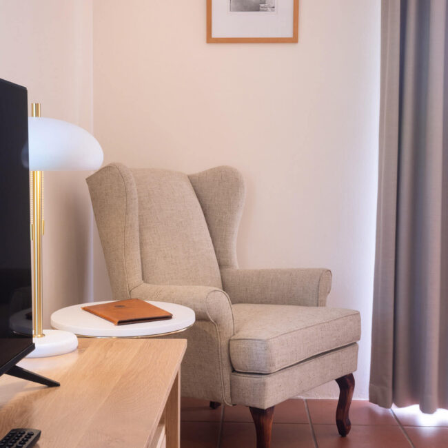Stellenbosch guest farm seating
